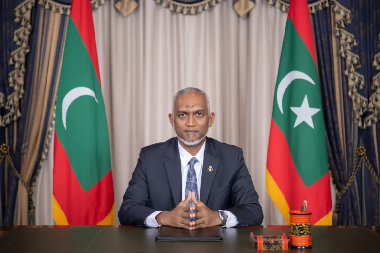 ނަސްރުގެ ދުވަހުގެ ހަރަކާތްތައް ފެށީ ފަތިސް ނަމާދުން