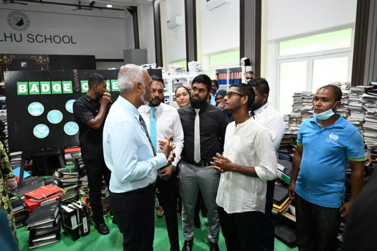 President assesses operations of ministries at Dharubaaruge following fire, meets with staff