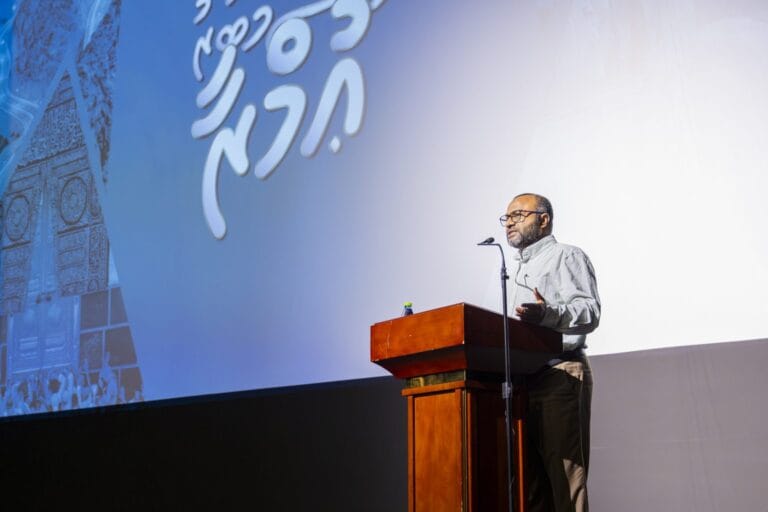 އުމުރާކުރުމަށް ގުރޫޕަކުން ދިޔަބަޔަކު ހާލުގައިޖެހުމުން އެމީހުންނަށް އިސްލާމިކް މިނިސްޓަރ  ޑރ. މުހައްމަދު ޝަހީމް އަލީ ސައީދު ގުޅުއްވައިފި