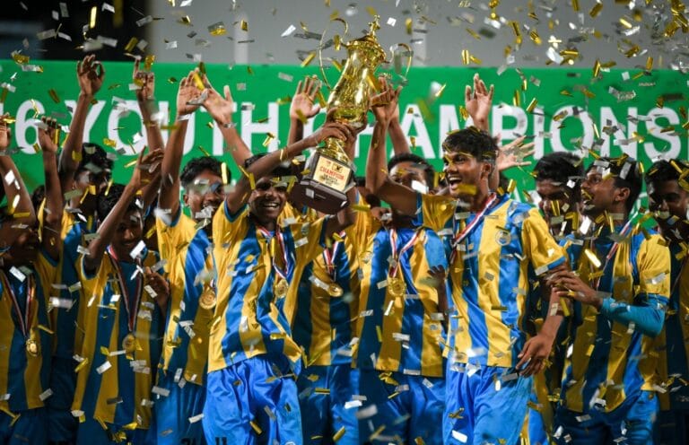 ހަމެޗު ވެސް ކާމިޔާބުކޮށް 16 އަހަރުން ދަށުގެ ޗެމްޕިއަންކަން ކްލަބް ވެލެންސިއާއަށް