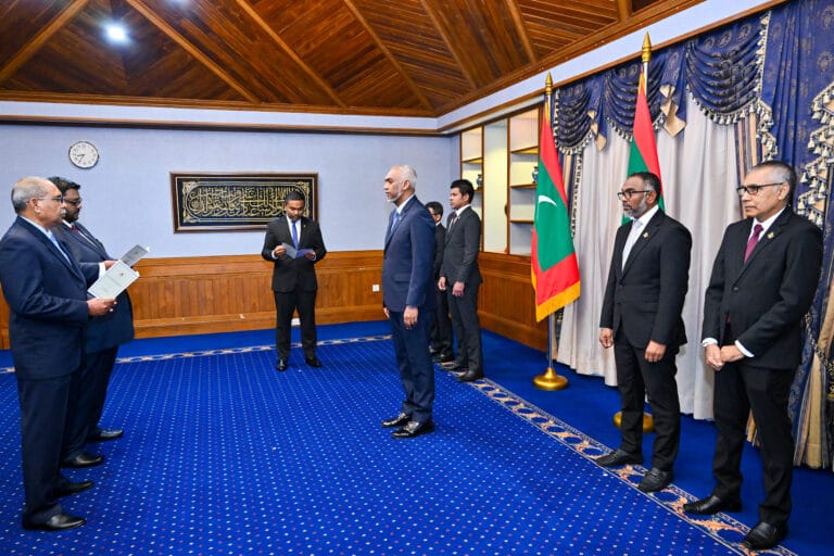 އިލެކްޝަންސް ކޮމިޝަނުގެ މެންބަރުކަމަށް ދެ ބޭފުޅަކު، ޢައްޔަންކުރައްވައިފި