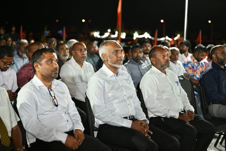 ރައީސުލްޖުމްހޫރިއްޔާ ޑޮކްޓަރ މުޙައްމަދު މުޢިއްޒު ހުވަދުއަތޮޅު އުތުރުބުރީ މާމެންދޫ އަށް ވަޑައިގެންފި
