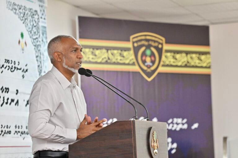 އުނގޫފާރުގައި އައިޑީކާޑާއި ޕާސްޕޯޓުގެ ޚިދުމަތް މިއަދުފަށައިފި