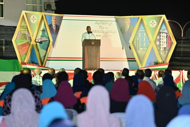 ތަރައްޤީއަށް ކުރެވޭ މަސައްކަތްތަކުގައި ސިޔާސީ ތަފާތުކުރުމެއްނެތި އެންމެންގެ ބައިވެރިވުން މުހިއްމު: ރައީސް