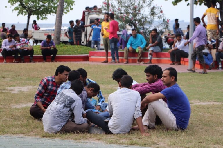ބިދޭސީންގެ މައުލޫމާތު އެއްކުރުމުގެ ޚާއްޞަ ހަރަކާތެއް މިއަދު މާލެ ސަރަހައްދުގައި ފަށައިފި