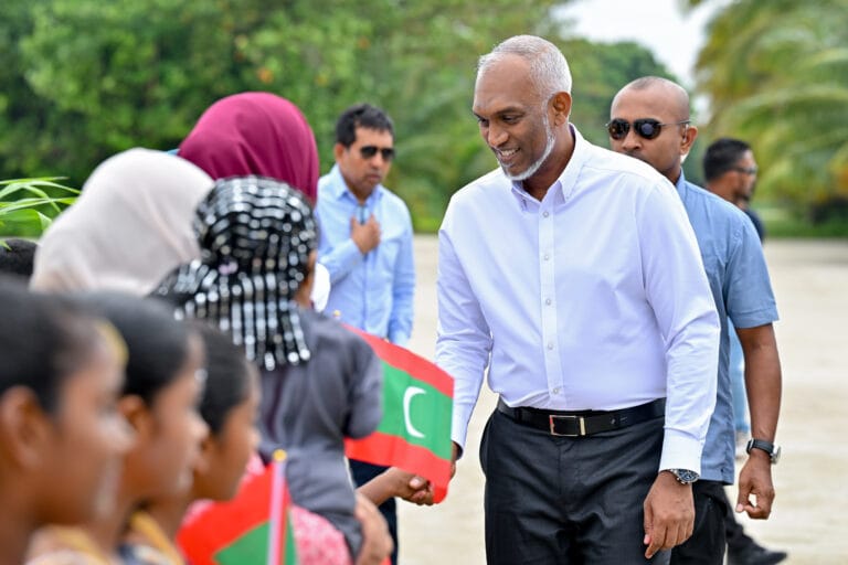 ކެންސަރަށް އެންމެ ބޮޑަށް މަގުފަހިކުރުވަނީ ދުންފަތް، ޢަޒުމް ކަނޑައަޅަންވީ އެ އާދައިން ދުރުވުމަށް: ރައީސް