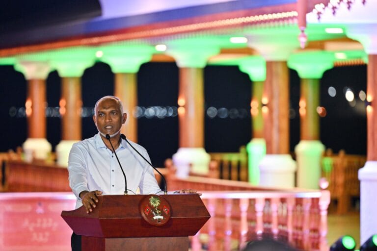 އިއްޒުއްދީން ފާލަން ރަމްޒުކޮށްދެނީ ދިވެހި މާޒީ އާއި މުސްތަގުބަލް: ރައީސް
