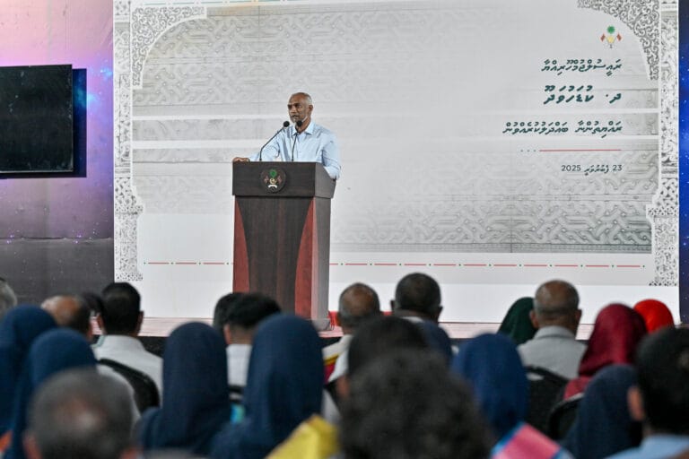 މުޖުތަމަޢު އިޞްލާޙު ކުރުމުގައި އެކަކު އަނެކަކަށް އެހީތެރިވެދެއްވާ: ރައީސް