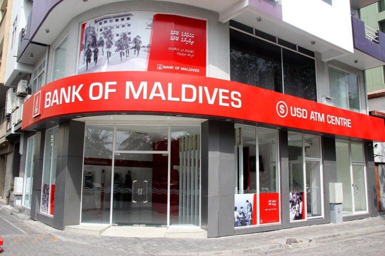 ބޭރަށް ފުރާ ދިވެހިންނަށް ދޫކުރާ ޑޮލަރުގެ އަދަދު އަންނަ އަހަރު ދެގުނަ ކުރެވޭނެ: ރައީސް
