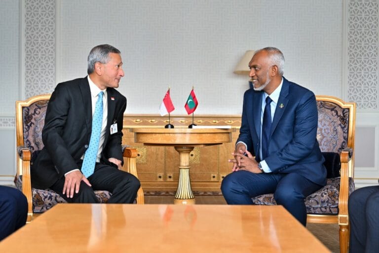 ދިވެހިރާއްޖެއާއި ސިންގަޕޫރުގެ ޑިޕްލޮމެޓިކް ގުޅުން ޤާއިމުކުރެވުނުތާ 50 އަހަރު