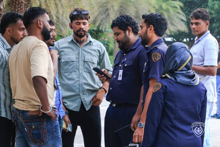 ހުއްދަ ދީފައި ނެތް މަސައްކަތްކުރާ ބިދޭސީން ފޮނުވައިލަނީ