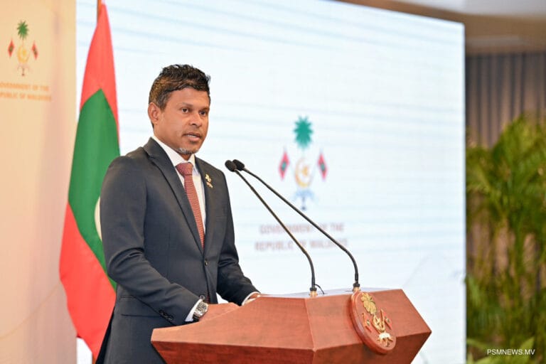 އިހުސާންގެ އިތުބާރު ނެތް ކަމަށް ހުށަހަޅަނީ ރައީސް މުއިއްޒުގެ ތަސައްވަރަށް ހުރަސްއަޅަން: ނައިބު ރައީސް