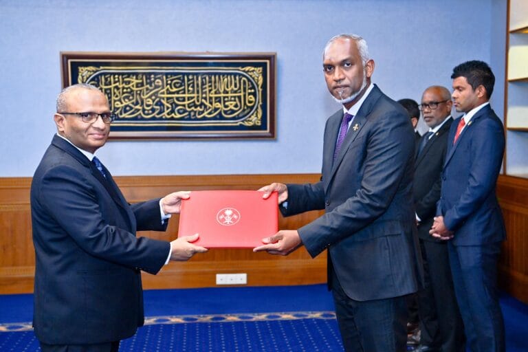 ސުޕްރީމް ކޯޓުގެ ފަނޑިޔާރު އަލްއުސްތާޛު ޙުސްނުއްސުޢޫދު މަޤާމުން އިސްތިއުފާ ދެއްވައިފި