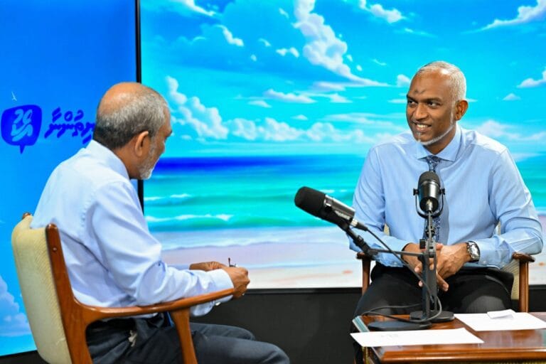 ރައްޔިތުންގެ ޚިޔާލުތައް އަޑުއައްސަވައި ސުވާލުތަކަށް ޖަވާބުދެއްވުމަށް ޚާއްޞަ ޕޮޑްކާސްޓެއް ރައީސް މިއަދު ފައްޓަވާނެ