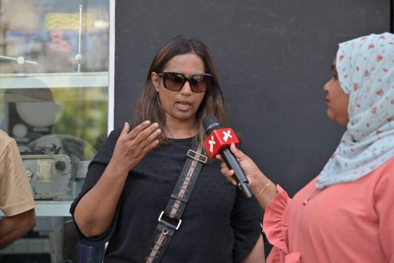 މަންދީގެ މައްޗަށް ދައުވާކޮށްފި