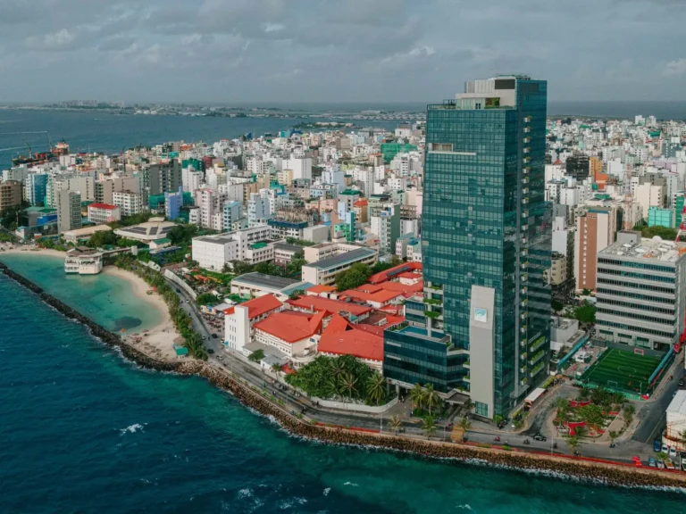 މާލޭގެ ގެއެއްގައި މަރުވެފައި އޮތް މީހަކު ފެނިއްޖެ