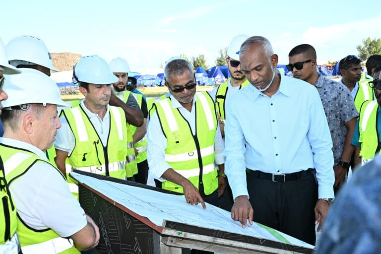 ރައީސުލްޖުމްހޫރިއްޔާ ތިލަފުއްޓަށް ޒިޔާރަތްކުރެއްވުން
