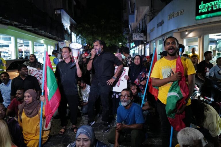 ކުޑަކުއްޖެއްގެ ކަރާމާތަށް އުނިކަން އަންނަގޮތަށް ވާހަކަތަކެއް ދައްކާފައެއް ނުވާނެ: އެމްޑީޕީ