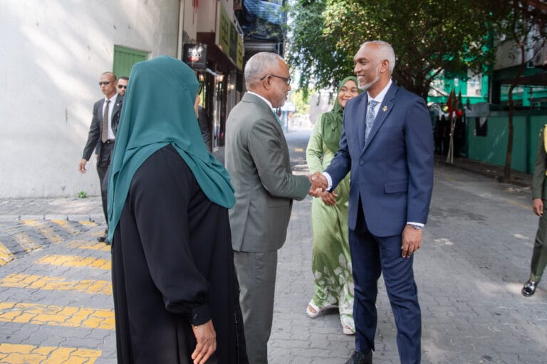 ރައީސްގެ ދަރިކަލަކަށް ނިސްބަތްކޮށް ދެއްކި ވާހަކަތަކާ ގުޅިގެން ފިޔަވަޅު އެޅުމަށް އަބްދުއްރަހީމް ގޮވާލައްވައިފި