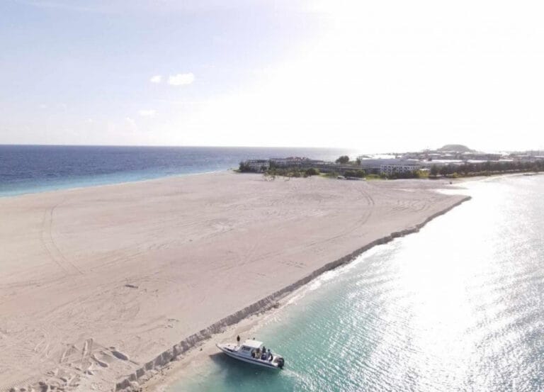 ކުށުގެ ވެށްޓަށް ވަދެފައިވާ ޒުވާނުން އިޞްލާޙުކުރުމަށް ޚާއްޞަކުރެވިފައިވާ ހޯޕް އައިލެންޑް ގިރާވަރު ފަޅަށް ބަދަލުކުރުމަށް ނިންމައިފި