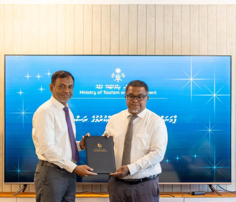 ފަތުރުވެރިކަމާއި ތިމާވެއްޓާ ބެހޭ މިނިސްޓުރީގެ ޕަރމަނަންޓް ސެކްރެޓަރީއަކަށް އަޖުވަދު