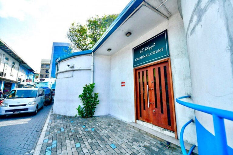 ފަރުވާދޭ މަރުކަޒުން ފިލައިގެން ދިޔަ ދެ މީހުން ހައްޔަރުކޮއްފި