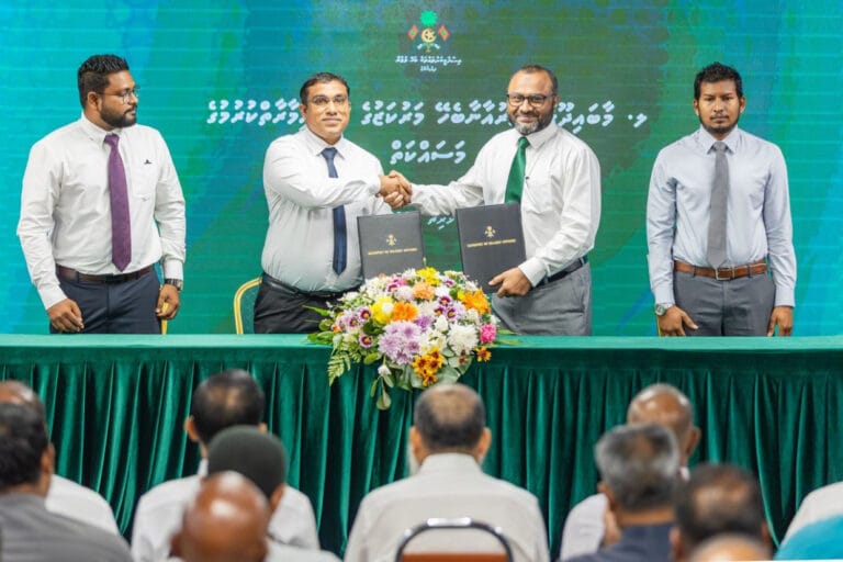 ފޯކައިދޫގައި އިސްލާމީ މަރުކަޒެއް، 11 ރަށެއްގައި މިސްކިތް އަޅަން ހަވާލުކޮށްފި