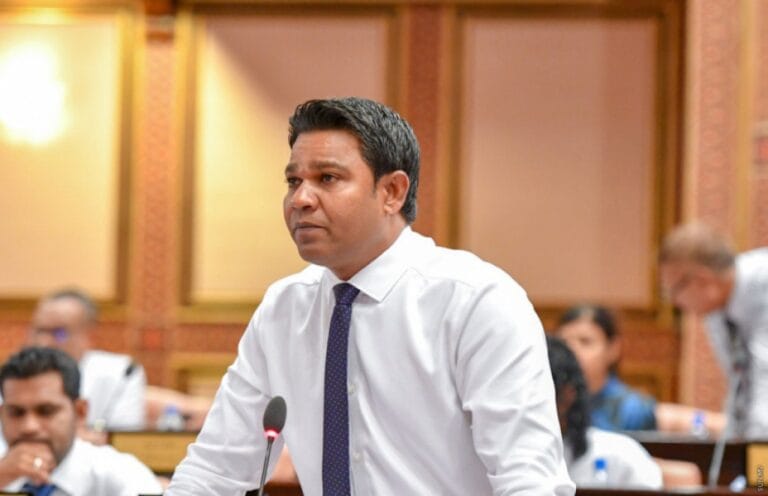 ޖިނާއީ ދައުވާއިން އީސަ ސަލާމަތްވެއްޖެ