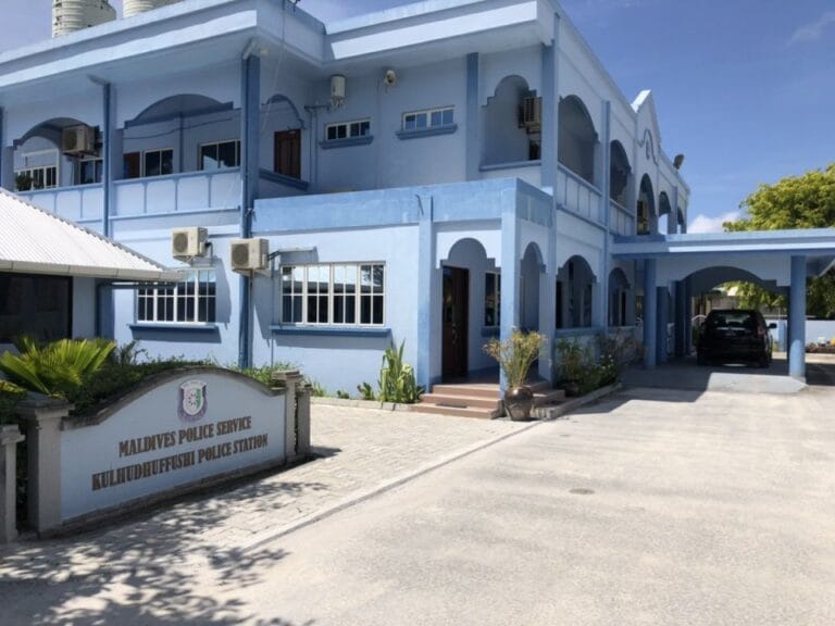 އަމިއްލައަށް މަރުވާން އުޅެނިކޮށް ފަރުވާދިން މީހަކު މަރުވެއްޖެ