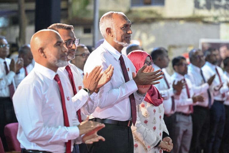 އިންޑިއާގެ އެހީގައި އަށް ސްކޫލެއް އިމާރާތްކުރަނީ، ދެ ސްކޫލު ހުޅުމާލޭގައި
