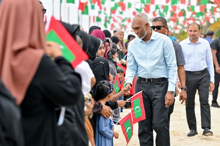 ރައީސް ހުޅުވާލި ޕޯލްގެ ނަތީޖާ: ގިނަ މީހުން އެދުނީ 2000އިން ފެށިގެން އުފަންވެފައިވާ ކުދިންނަށް ދުންފަތް މަނާކުރުމަށް