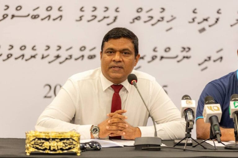މިނިސްޓަރު އަމީންގެ އިތުބާރު ނެތް ކަމަށް އެމްޑީޕީން ހުށަހަޅައިފި