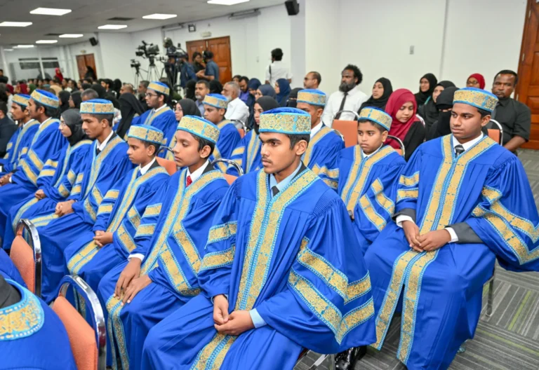 ޤުރުއާން ހިތުދަސް ކުރާ މީހުންގެ ދަފުތަރެއް އެކުލަވާލަން ނިންމައިފި