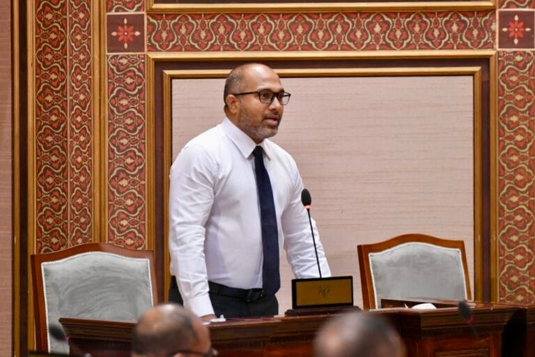 ޝަމްއާން ފްރޭމްކުރީކީ ނޫން، ސާބިތު ހެކި އެބަހުރި: އިހުސާން