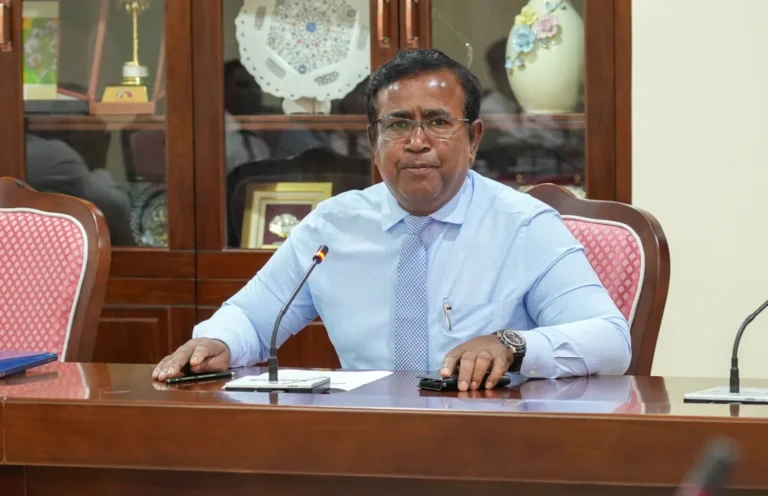 ވެރިކަންކުރާ ޕާޓީން ކުރާ ރަނގަޅު ކަމެއް އިދިކޮޅު ޕާޓީއަކަށް ނުފެންނާތީ ދެރަ އެގޮތް ބަދަލުވާންޖެހޭ: ޣަފޫރު