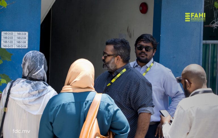 ހުޅުމާލޭގައި ތަރައްޤީކޮށްފައިވާ 704 ފްލެޓުގެ މަރާމާތުގެ މަސައްކަތާ އެފްޑީސީން ކުރިއަށް ގެންދަނީ