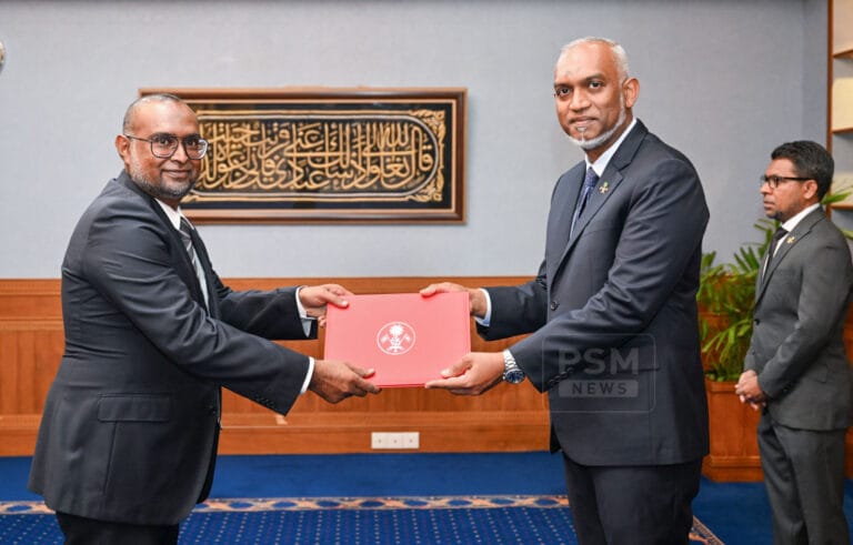 ސިވިލް ސަރވިސް ކޮމިޝަނަށް މުޖުތާޒް އައްޔަންކުރައްވައިފި
