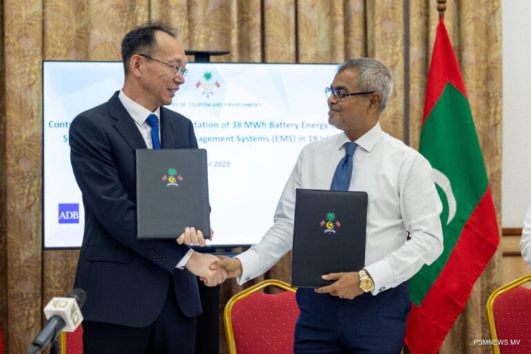 18 ރަށެއްގައި 38 މެގަވޮޓް އަވަރގެ ބެޓެރީ އެނަރޖީ ސްޓޯރޭޖް ސިސްޓަމް ޤާއިމްކުރަނީ
