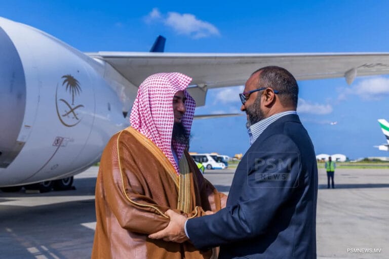 ޑރ. ޞަލާޙުލް ބުދައިރު، ރާއްޖެއަށް ކުރެއްވި ދަތުރުފުޅު ނިންމަވާލައްވަވައިފި