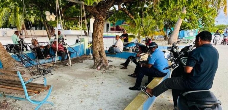 ގެމަނަފުށީ ޕޮލިސް ސްޓޭޝަނުން ރައްޔިތުންނާއެކު މަޢުލޫމާތު ޙިއްޞާކުރުމުގެ ޚާއްޞަ ޕްރޮގްރާމެއް ކުރިއަށްގެންގޮސްފި