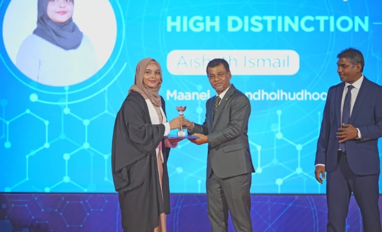 އެސްޓީއޯއިން ރާއްޖޭގައި ފުރަތަމަ ފަހަރަށް ދިވެހި ރޭޑިއޯގްރަފަރުން ތަމްރީނުކޮށްފި