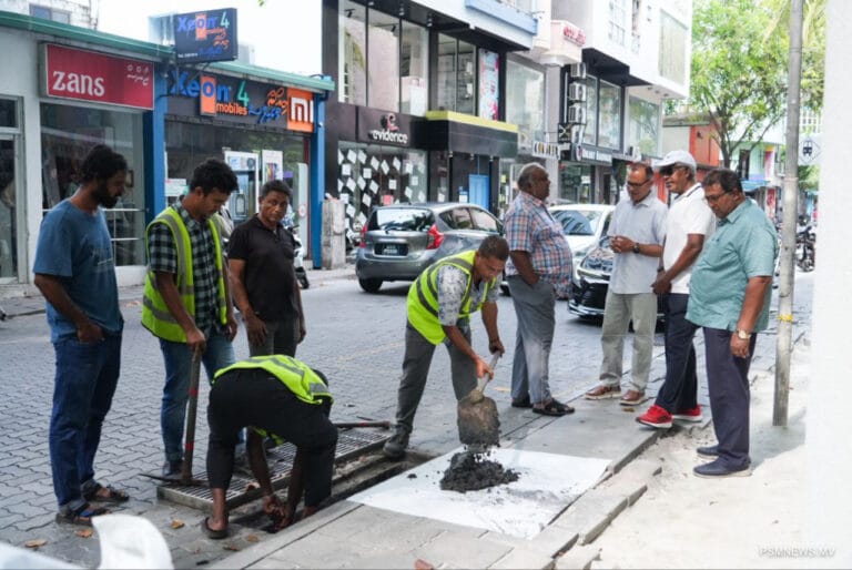 މާލޭގެ ކާނުތައް ސާފުކުރުމުގެ މަސައްކަތް ބާރުދުވެލީގައި ކުރިއަށް
