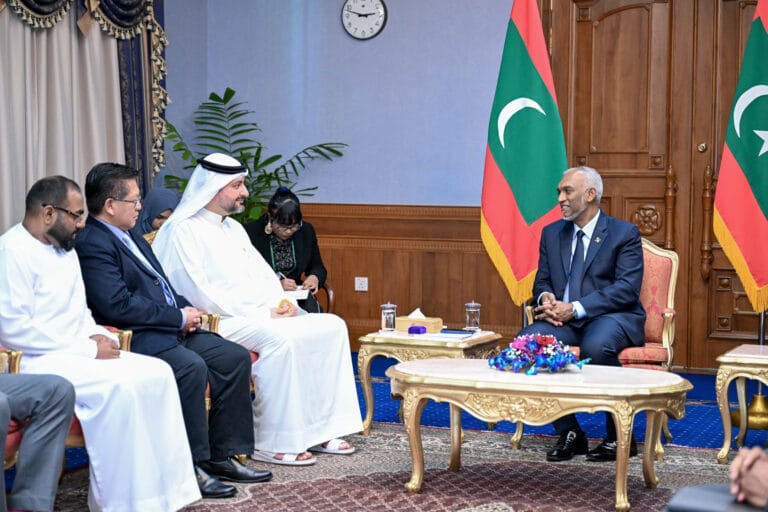 އެމް.ބީ.އެސް ގެ ޗެއަރމަން ރައީސްގެ އަރިހަށް އިޙުތިރާމުގެ ޒިޔާރަތެއް ކުރައްވައިފި