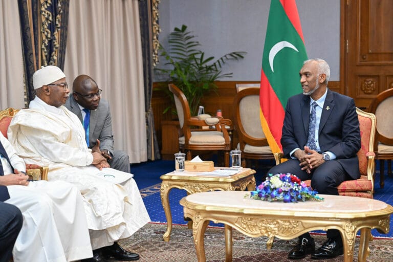 އޯ.އައި.ސީގެ ސެކްރެޓަރީ ޖެނެރަލް، ރައީސްގެ އަރިހަށް އިޙްތިރާމުގެ ޒިޔާރަތެއް ކުރައްވައިފި