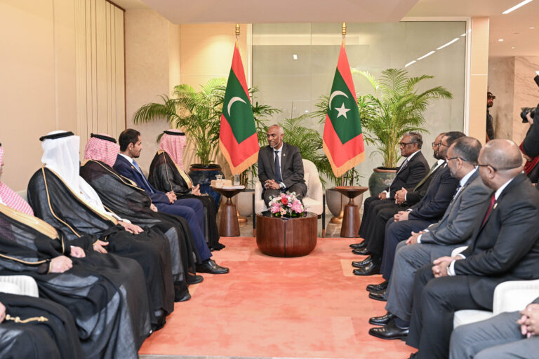 މައްކާ ރޫޓް އިނީޝިއަޓިވްގެ ސްޓިއަރިންގ ކޮމިޓީގެ ޗެއަރމަން ރައީސުލްޖުމްހޫރިއްޔާގެ އަރިހަށް އިޙްތިރާމުގެ ޒިޔާރަތެއް ކުރައްވައިފި