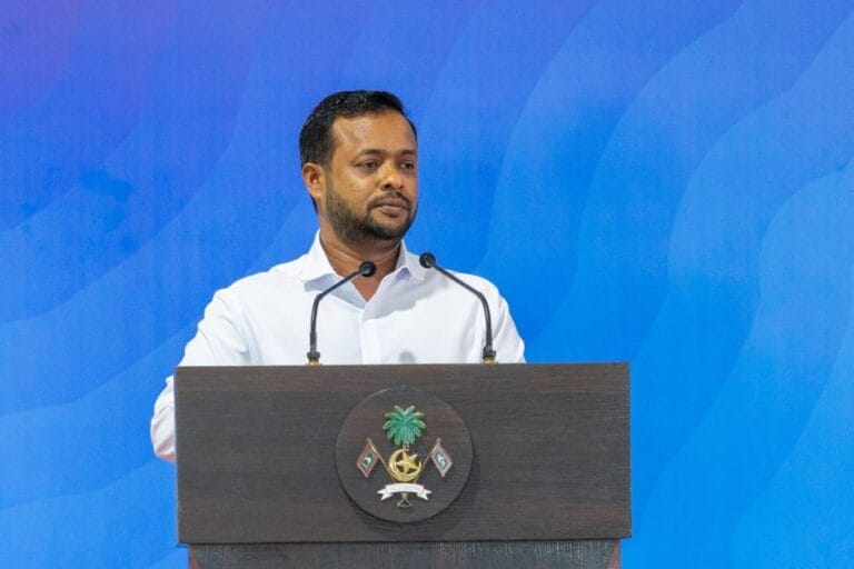 އެއްފަސްކުރުމުގެ ނަމުގައި އަތޮޅު ދޫކޮށް ނުދިޔުމަށް ގޮވާލައިފި
