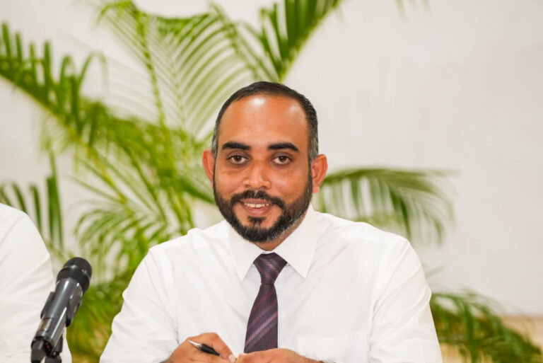 ސިވިލް ސޮސައިޓީ އެވޯޑަށް ނަން ހުށަހެޅުމުގެ ފުރުސަތު ހުޅުވާލައިފި