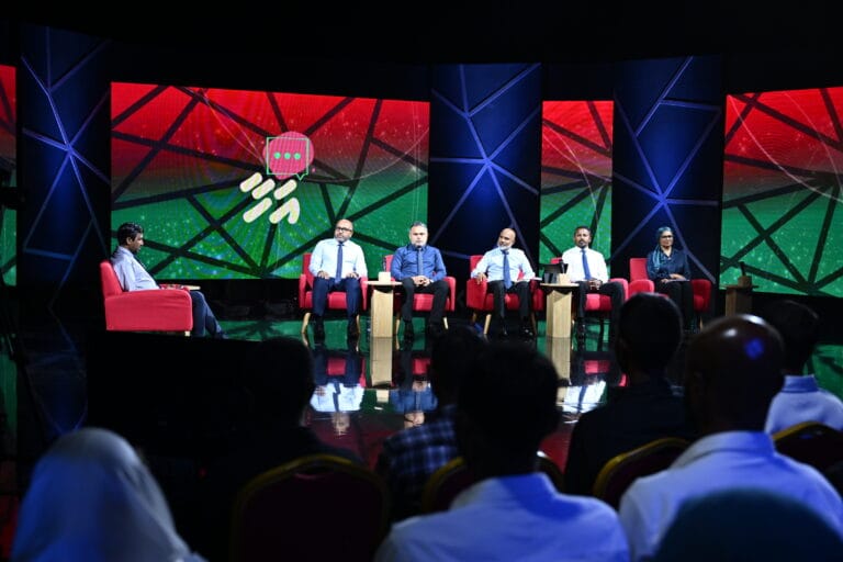 މި ސަރުކާރުން ޚާއްސައެހީއަށް ބޭނުންވާ ކުދިން ބާކީ ނުކުރާނެ: މިނިސްޓަރު