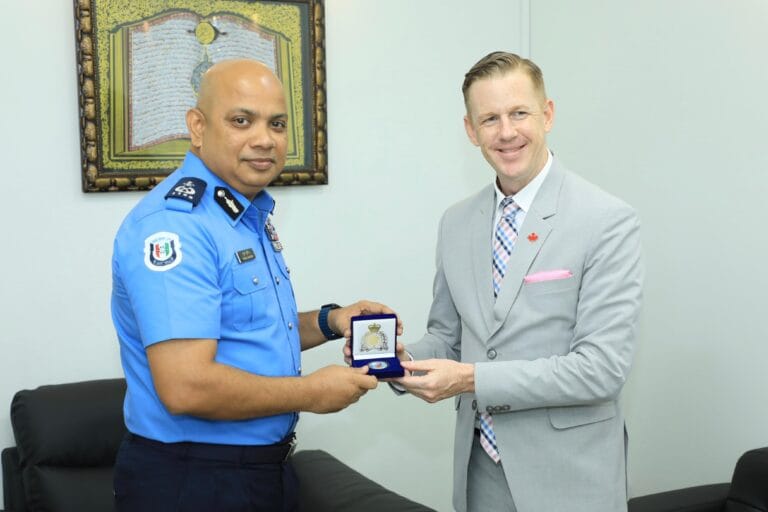 ބޮޑެތި ތަހުގީގުތަކާ ގުޅޭ މުހިންމު މަޝްވަރާ ބައްދަލުވުމެއް ބާއްވައިފި