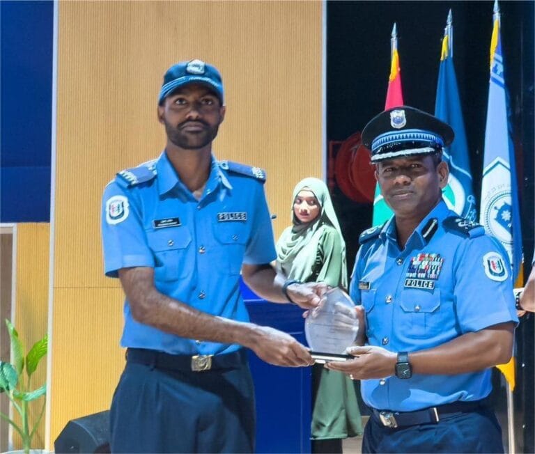 ސްޕެޝަލް ކޮންސްޓަބުލަރީ ފުލުހުންގެ ތަމްރީނު ޕްރޮގްރާމް ނިންމުމުގެ ރަސްމިއްޔާތު ބާއްވައިފި